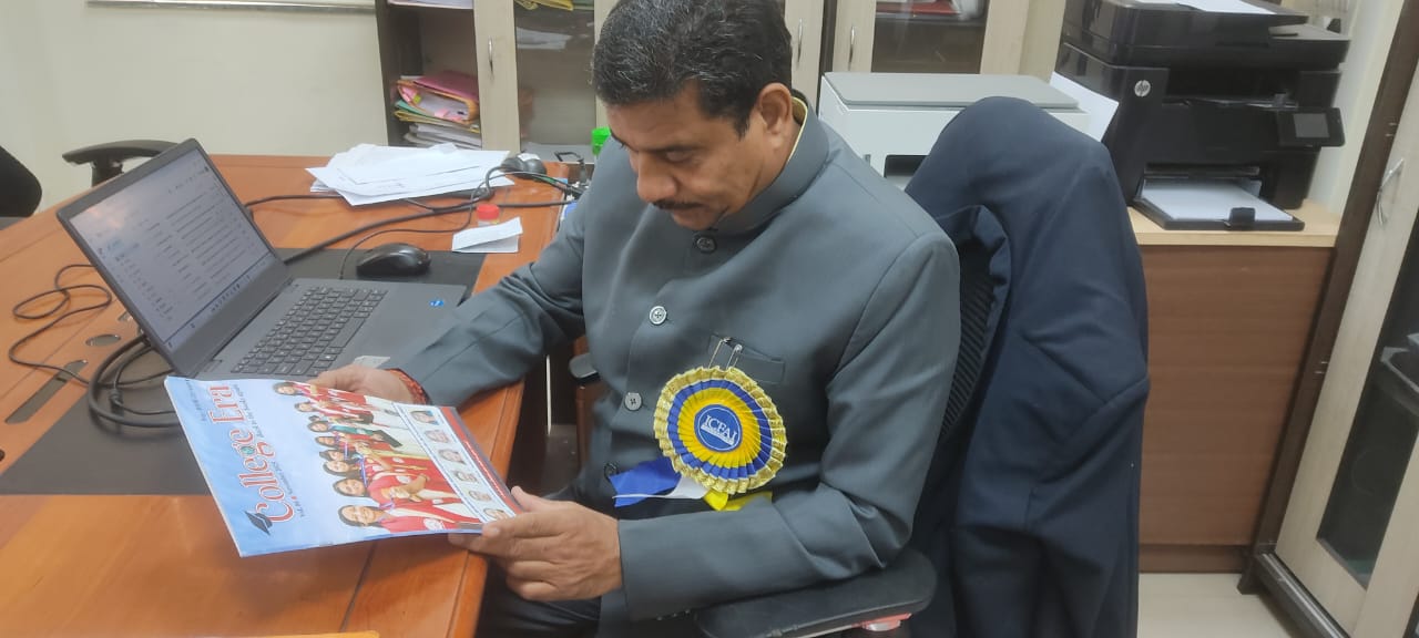 THE VICE-CHANCELLOR OF THE  ICFAI UNIVERSITY WITH COLLEGE ERA